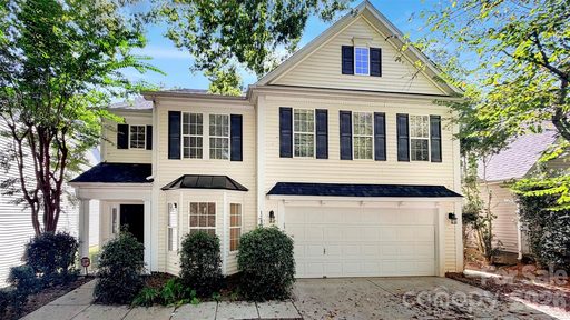 1750 Wilburn Park Lane pending home in Dominion Bridge, Charlotte, NC