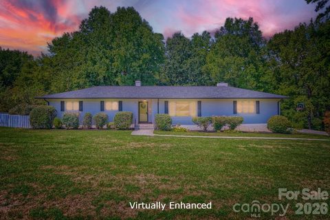 6607 Indian Lane active home in Mecklenburg Acres, Charlotte, NC