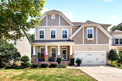 Homes in Woodlands Creek, Monroe