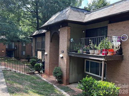 419 Orchard Trace Lane active condo in Orchard Trace, Charlotte, NC