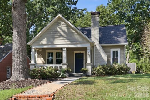 2139 Wilmore Drive active home in Wilmore, Charlotte, NC