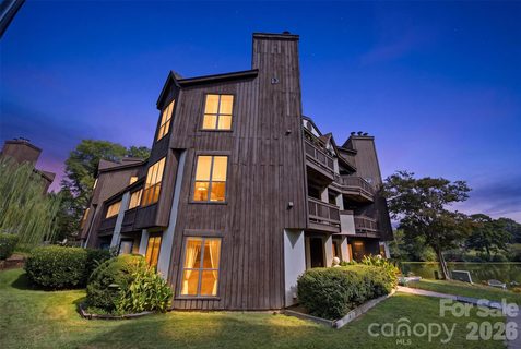 8157 Cedar Glen Drive active condo in Reflections II, Charlotte, NC
