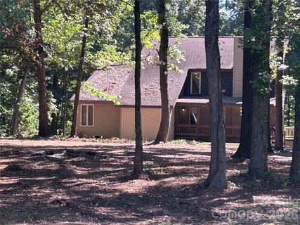 8209 Addison Drive active home in Cedar Hills, Harrisburg, NC