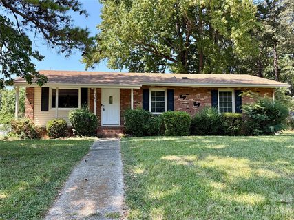 701 Bilmark Avenue active home in Kentwood, Charlotte, NC