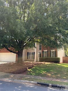 Homes in South Hampton, Charlotte