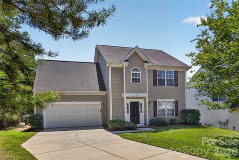 634 Longacre Drive pending home in Catawba River Plantation, Charlotte, NC