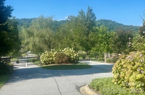 Homes in Monarch Estates, Fairview