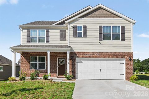3008 Sassafras Trail active home in Brandon Creek, Gastonia, NC