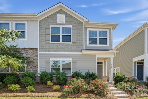918 Sagecroft Lane active home in Sagecroft, Indian Trail, NC