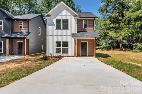 114 N Yadkin Avenue active home in Newton Heights, Spencer, NC