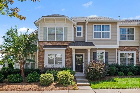 8033 Willow Branch Drive active townhome in Cureton, Waxhaw, NC