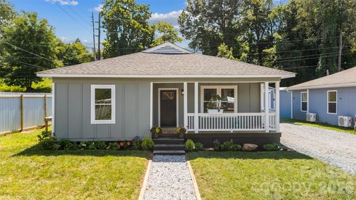 156 Edwards Avenue active home in Beacon Village, Swannanoa, NC