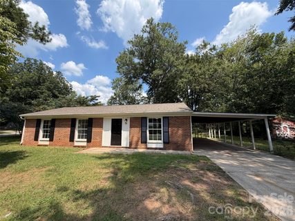 728 Milan Road active home in Garden City, Charlotte, NC