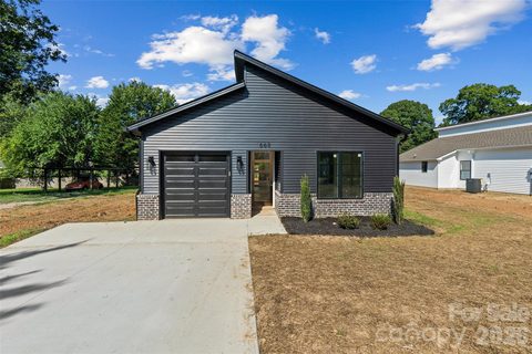 668 Jackson Terrace pending home in Phifer Crest, Concord, NC