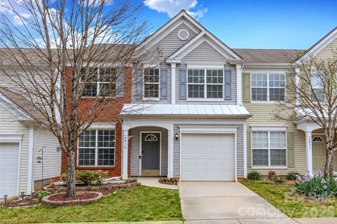 8819 Ormeau Drive active townhome in Reavencrest, Charlotte, NC