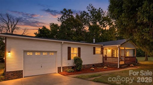 1000 Olde Creek Trail pending home in Stones Throw, Concord, NC