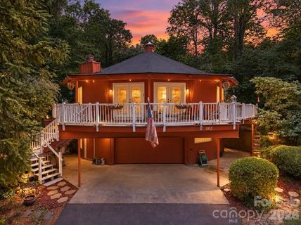 1332 Fairway Drive active home in Fairway Acres, Newton, NC