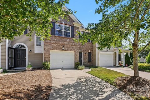 9610 Walkers Glen Drive active townhome in Walkers Glen, Concord, NC