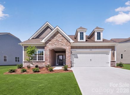 6410 Turkey Roost Way active home in Roselyn, Lancaster, SC