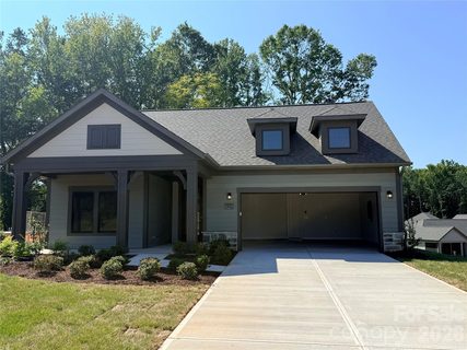 8606 Finch Landing Lane sold home in The Courtyards At Quail Park, Mint Hill, NC