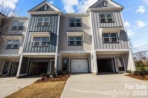 3204 Butler Hill Drive active home in Sycamore Trail, Matthews, NC