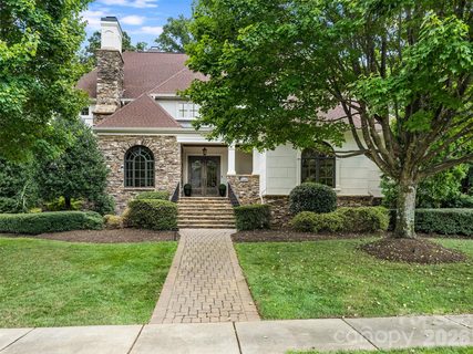 6323 Saint Stephen Lane active home in Stonegate, Charlotte, NC