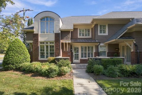 3504 Winslow Green Drive active townhome in Bradbury Hall, Charlotte, NC