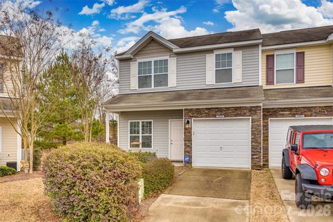 13815 Singleleaf Lane active home in Charlotte Pines, Charlotte, NC