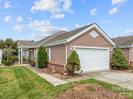 Homes in Brigadoon, Candler