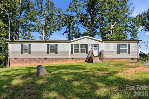 Homes in Wilderness Trace, Claremont