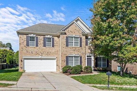 7917 Sardis Creek Lane active home in Springbrook, Charlotte, NC