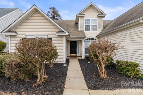 11619 Planters Estates Drive active home in Planters Walk, Charlotte, NC