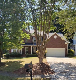 10309 Elven Lane active home in Highland Creek, Charlotte, NC