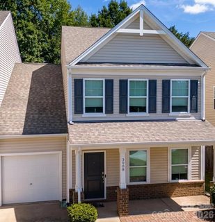 3908 Bighorn Way active townhome in Catawba Hills, Gastonia, NC