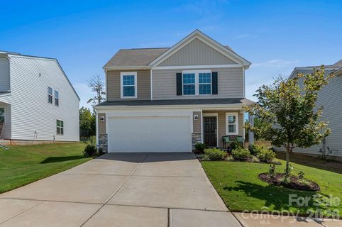 182 Brentwood Drive active home in Greenbriar, Statesville, NC