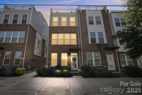 260 Parkwood Avenue
