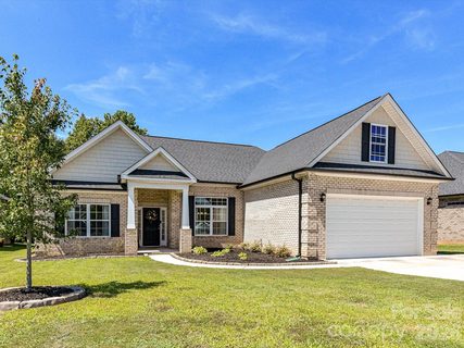 5224 Sustar Drive pending home in Crooked Creek Estates, Monroe, NC