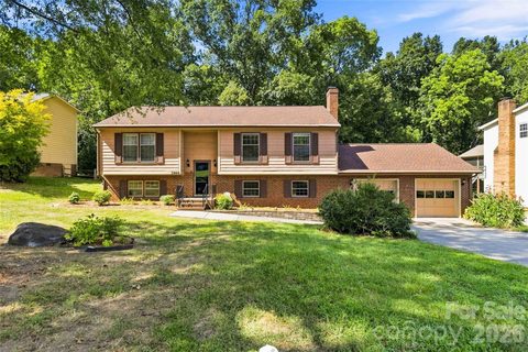 5000 Cedar Forest Drive