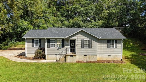 5118 W Piedmont Circle active home in Springhaven, Conover, NC