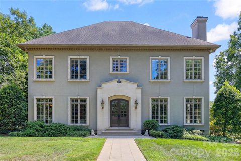 925 Harvard Place active home in Myers Park, Charlotte, NC