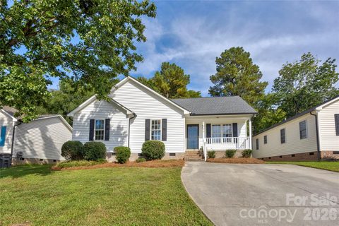 1209 Moss Acres Court active home in Moss Acres, Kannapolis, NC
