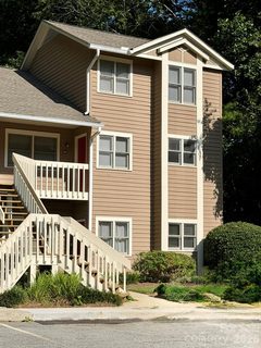 22 Willow Tree Run active home in Laurel Creek, Asheville, NC