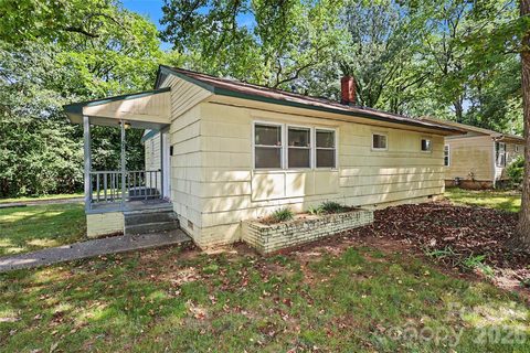4115 Tresevant Avenue active home in Enderly Park, Charlotte, NC