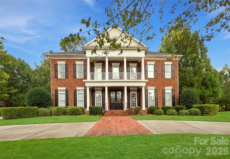 3007 Saint Andrews Court active home in Firethorne, Fort Mill, SC