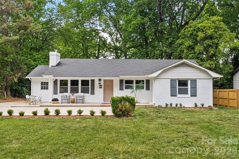 1915 Birchcrest Drive active home in Windsor Park, Charlotte, NC