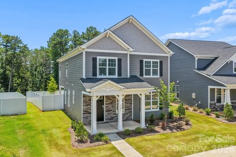 9601 Pointer Road active home in Edgewood Preserve, Huntersville, NC
