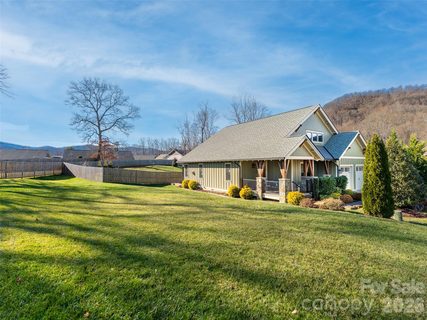 6 Starwood Valley Trail active home in The Preserve At Avery'S Creek, Arden, NC