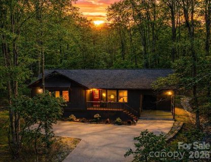 417 Soquili Drive active home in Connestee Falls, Brevard, NC