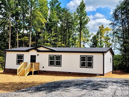 105 Cottontail Lane pending home in Loyd Acres, Statesville, NC
