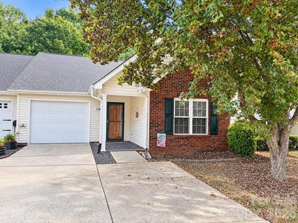 Homes in The Villages At Oak Tree, Mooresville